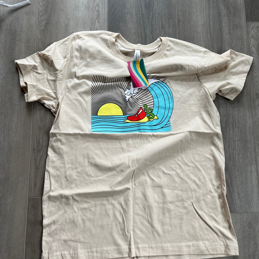 NWT Surfing Chilis Shirt